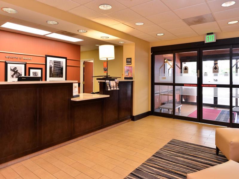 Hampton Inn Laurel/Fort Meade Area Exterior foto